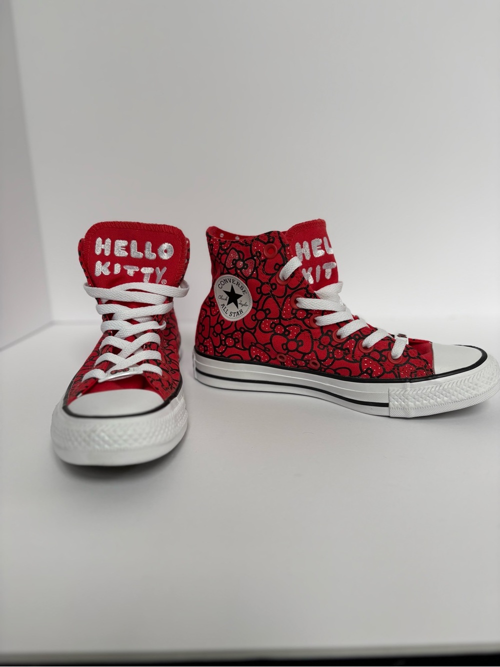 Converse x Hello Kitty Chuck Taylor High Tops - Red - Extra Laces - Ladies Sz 6